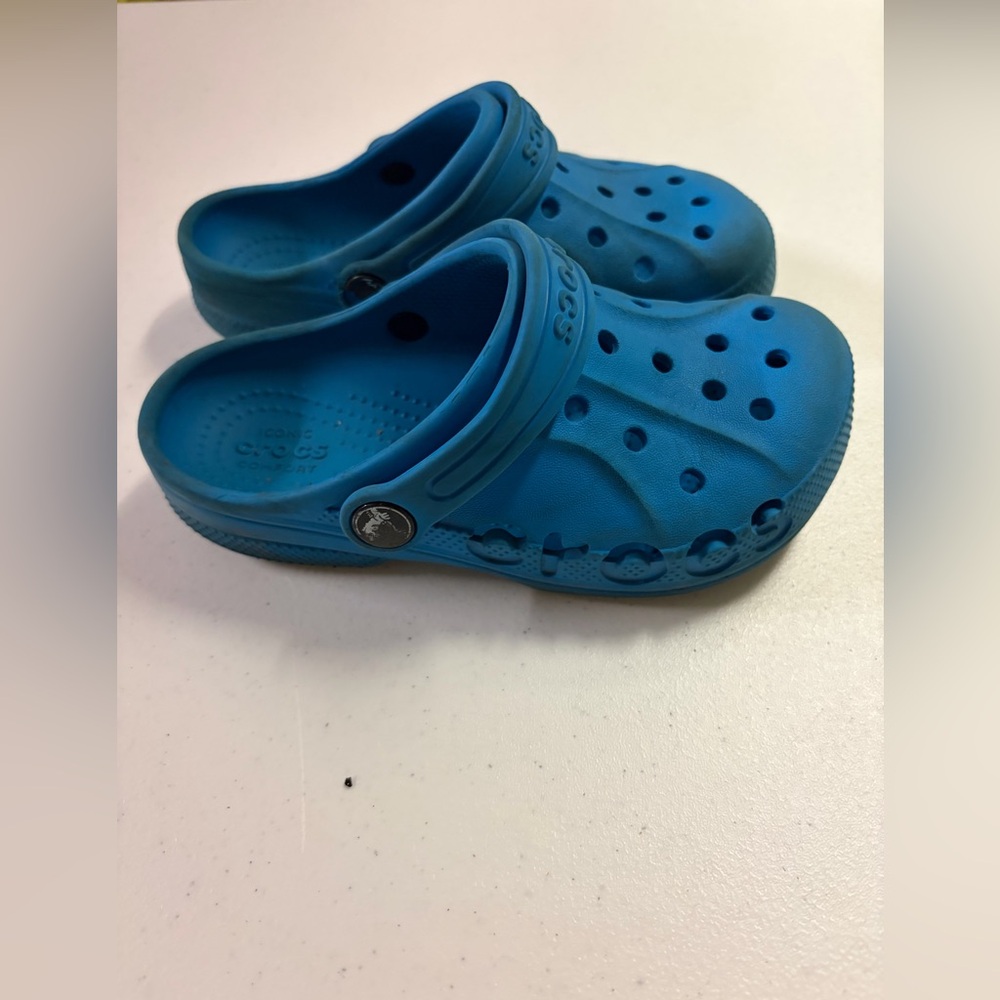 CROCS Kids Vibrant Blue Sandals